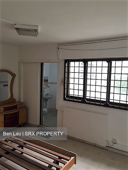 Blk 234 Jurong East Street 21 (Jurong East), HDB 5 Rooms #179959562